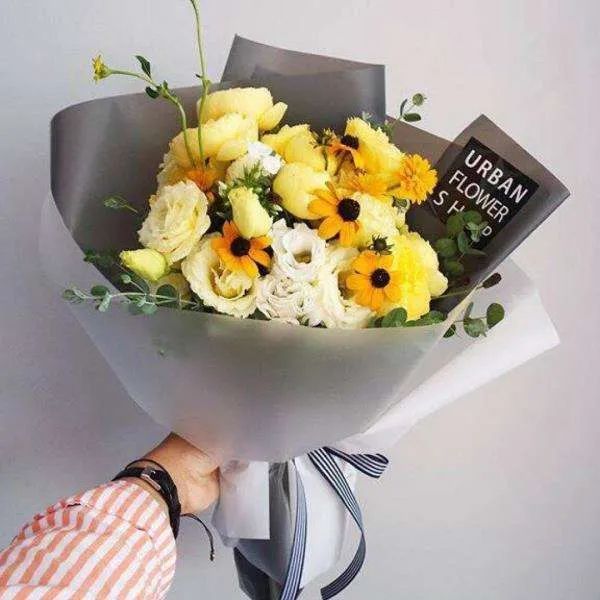 送送花賀卡內(nèi)容_送送花的送_送花送幾朵